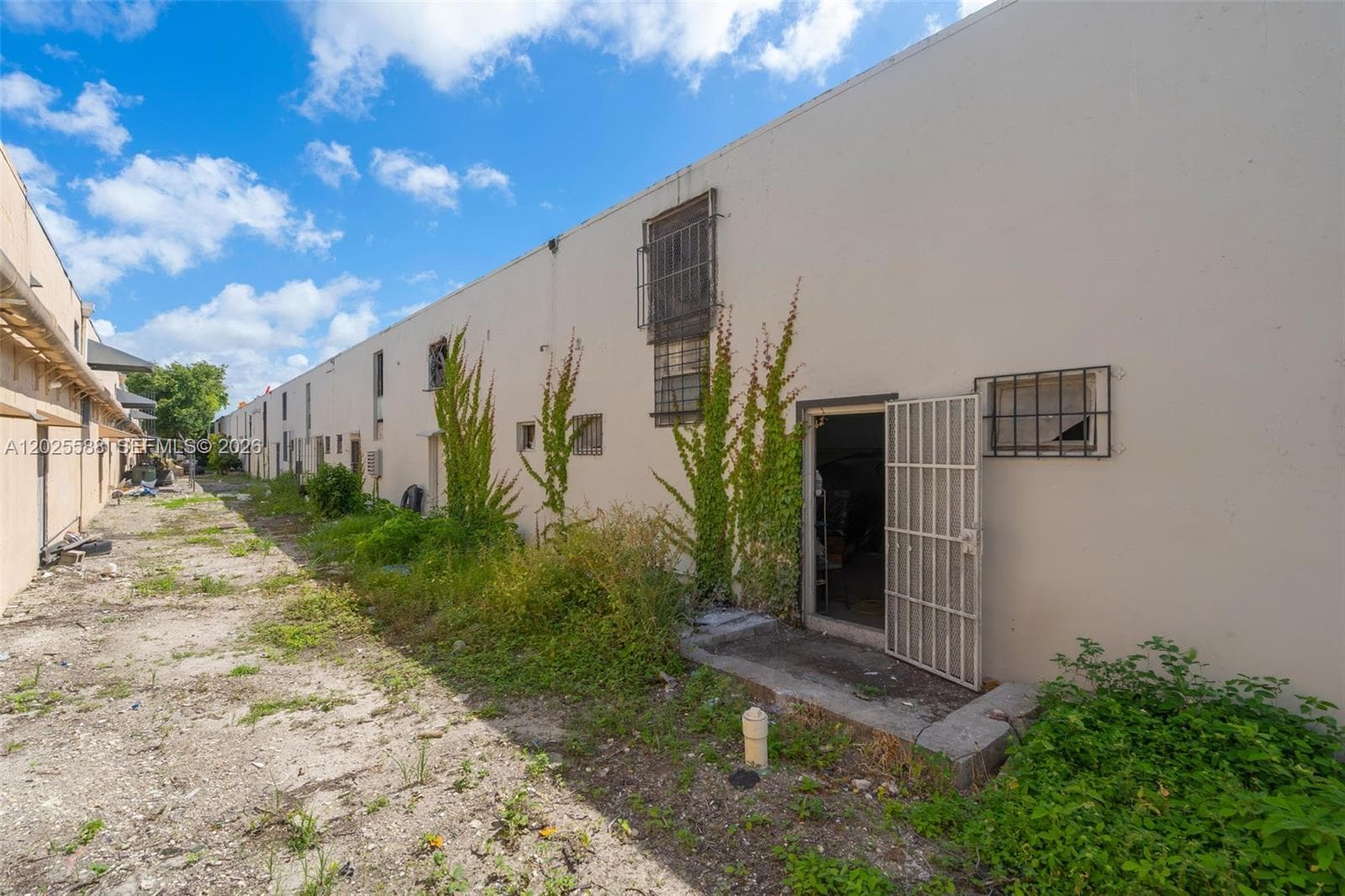 3500 NW 54th St # 5214, Miami FL 33142 — 13