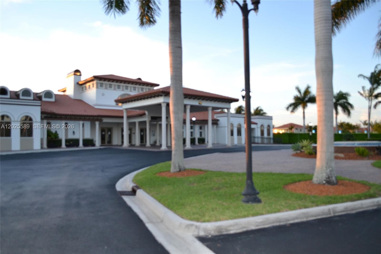 19529 SW 80th Ct, Cutler Bay FL 33157 — 75