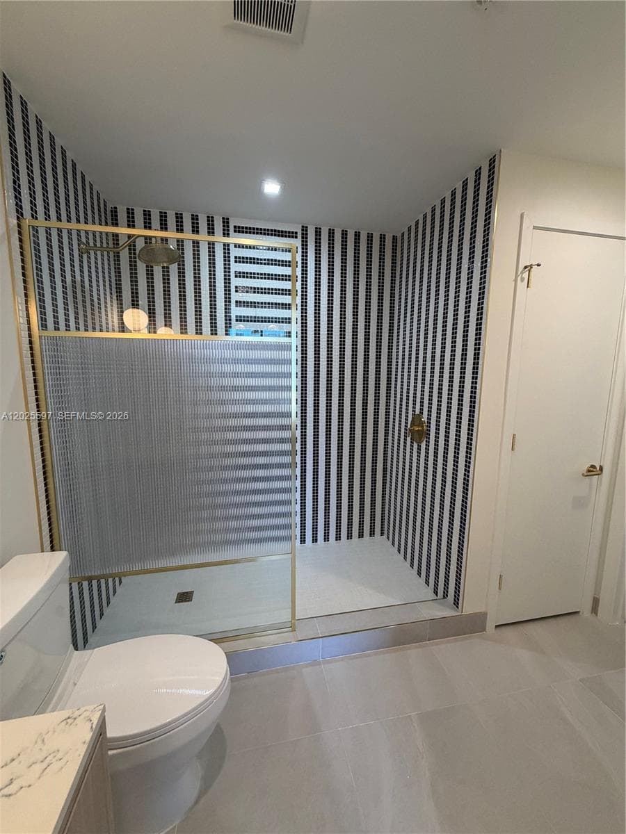 2700 NW 2nd ave # 416, Miami FL 33127 — 12