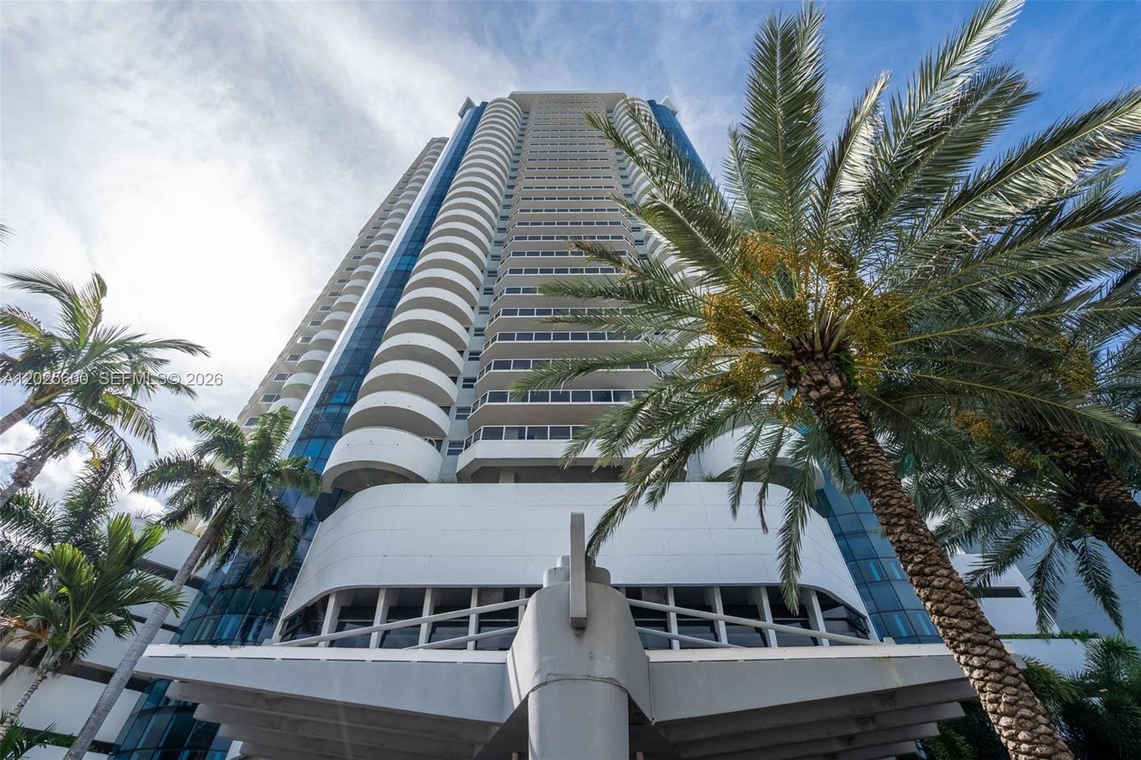 6301 Collins Ave # 1207, Miami Beach FL 33141 — 30