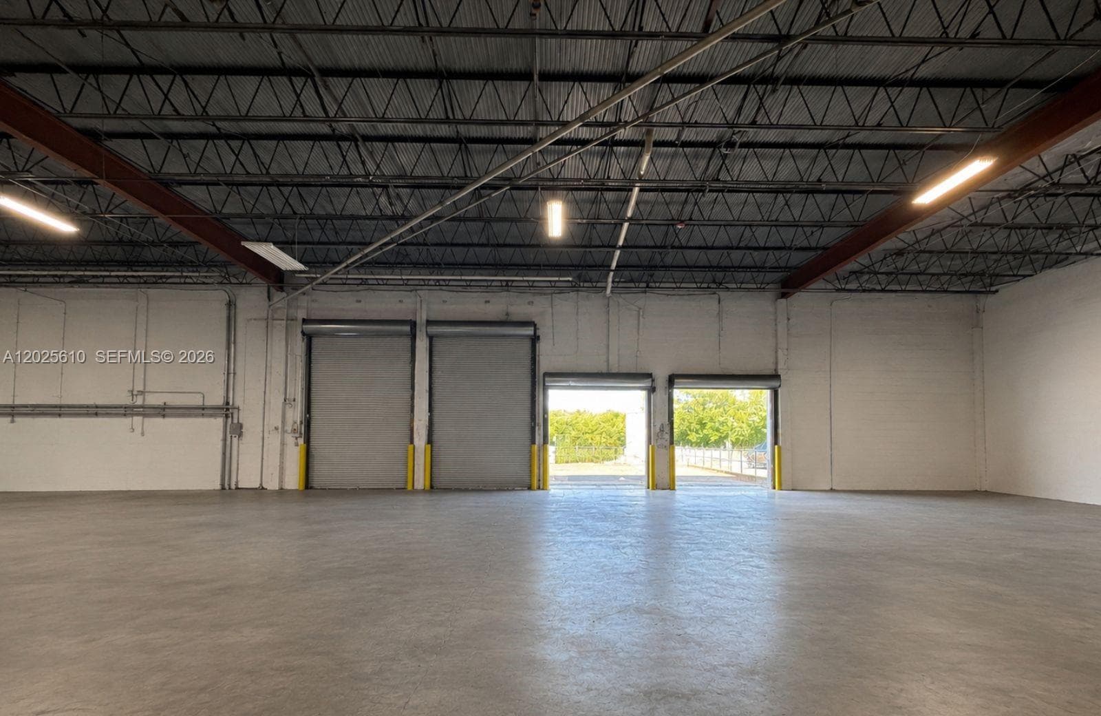8600 NW South River Dr, Medley FL 33166 — 3