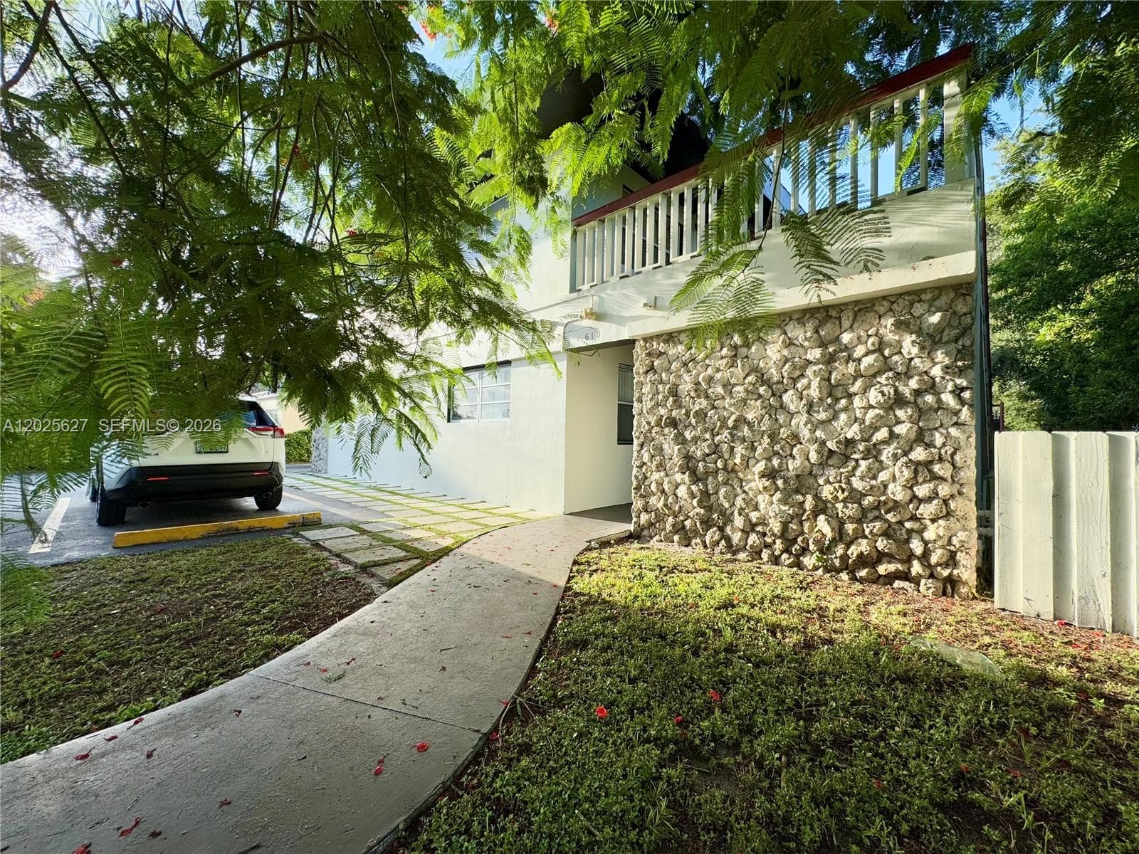 610 NE 123rd St # 203, North Miami FL 33161 — 4