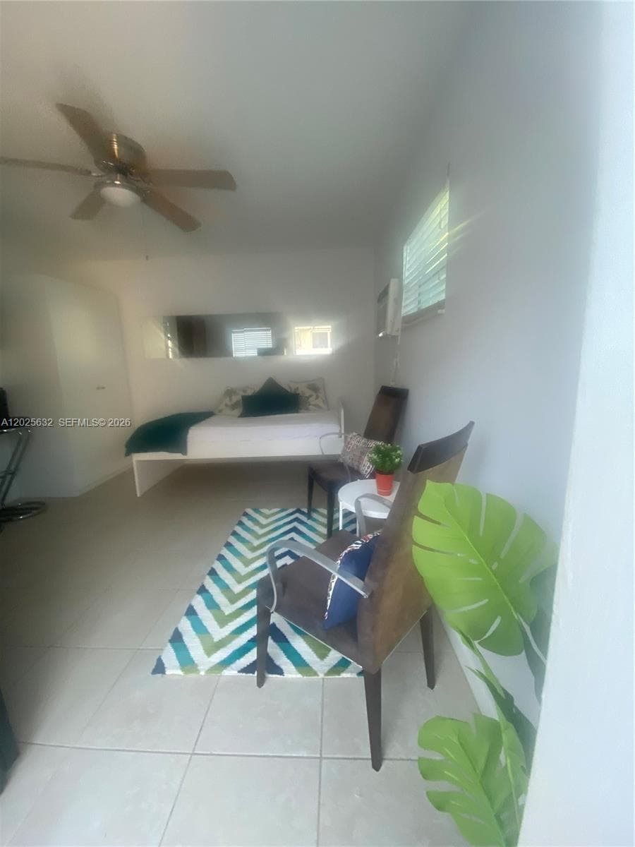 Rosemount, Miami, FL — 10