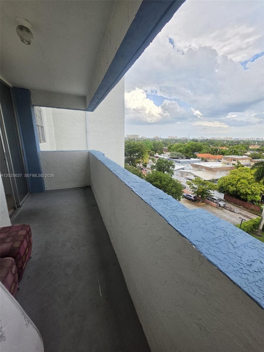 5050 NW 7th St # 610, Miami FL 33126 — 22