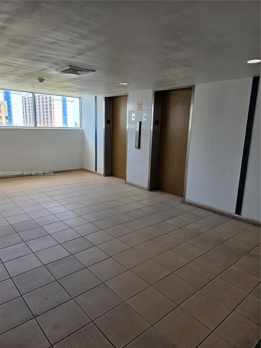 5050 NW 7th St # 610, Miami FL 33126 — 24