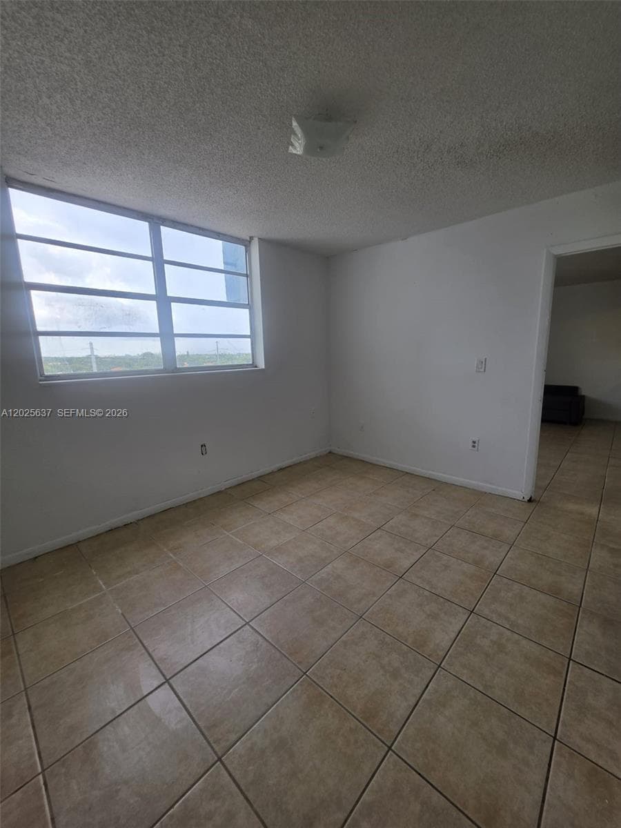 5050 NW 7th St # 610, Miami FL 33126 — 15