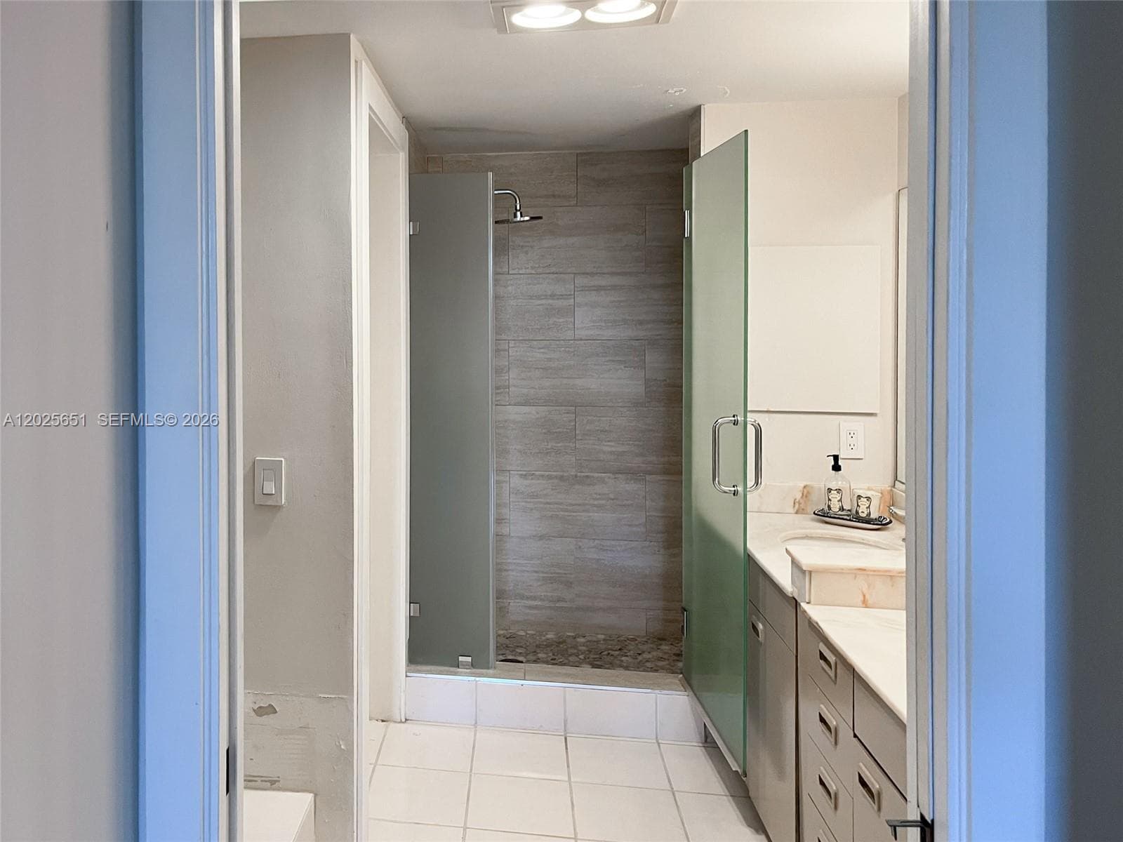 181 Crandon Blvd # 405, Key Biscayne FL 33149 — 16