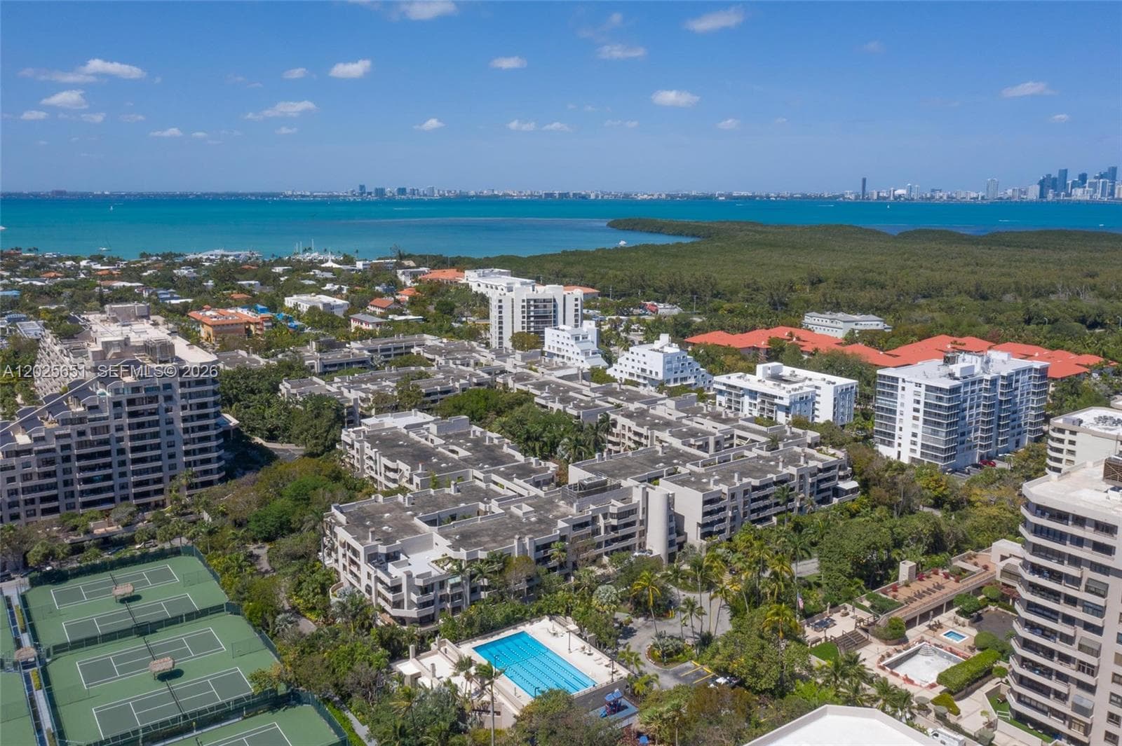 181 Crandon Blvd # 405, Key Biscayne FL 33149 — 32