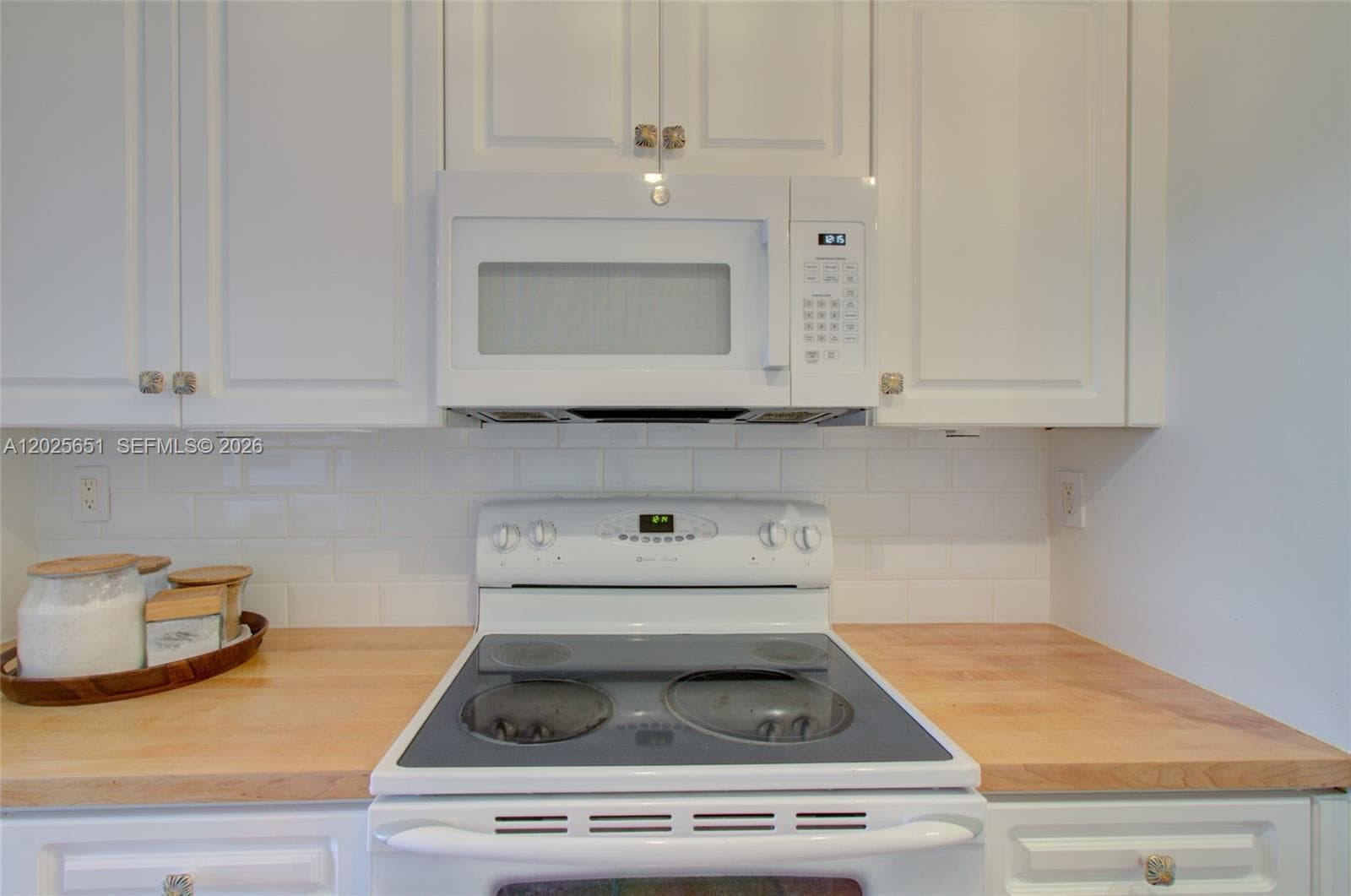 181 Crandon Blvd # 405, Key Biscayne FL 33149 — 9