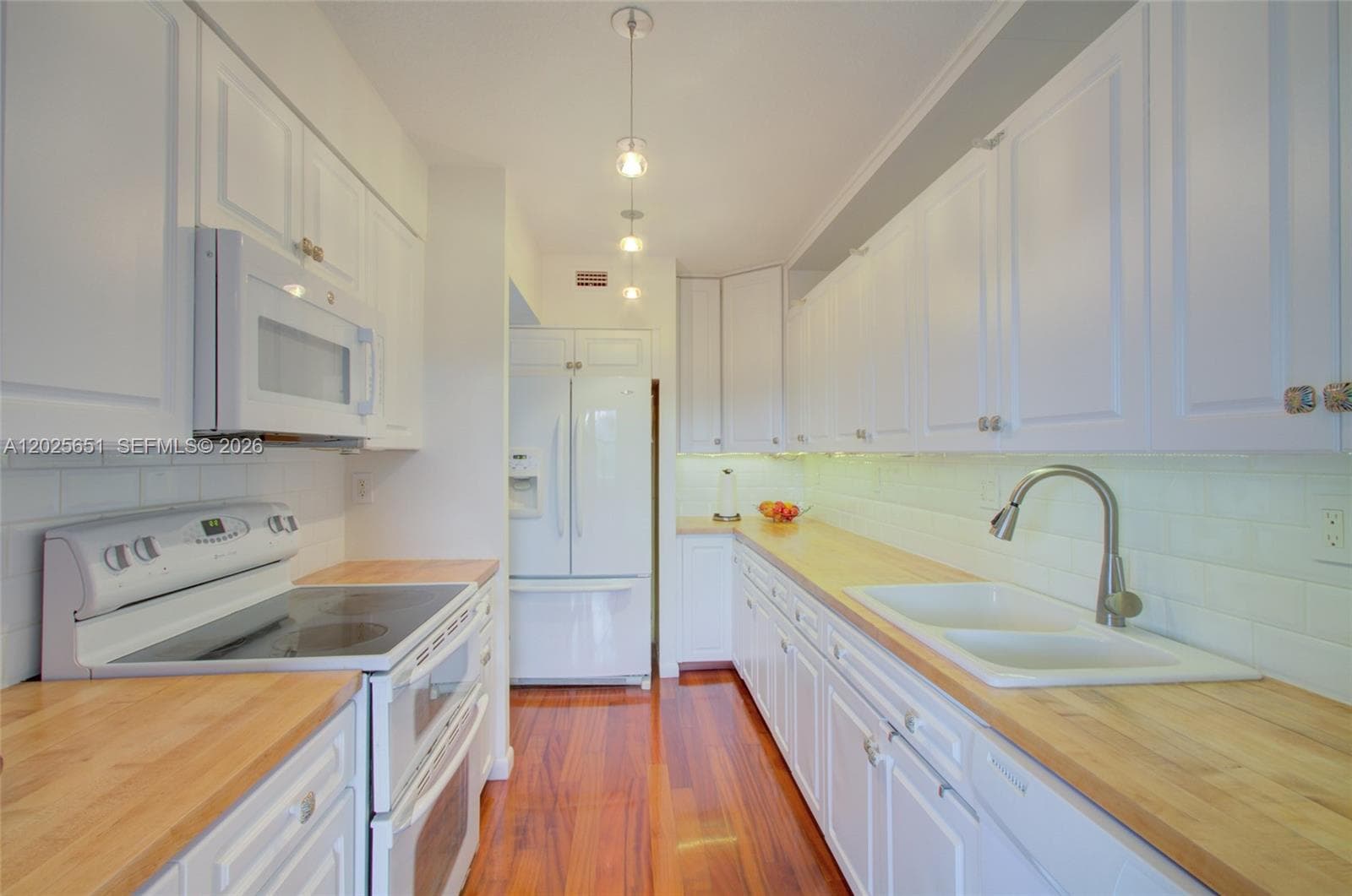 181 Crandon Blvd # 405, Key Biscayne FL 33149 — 8