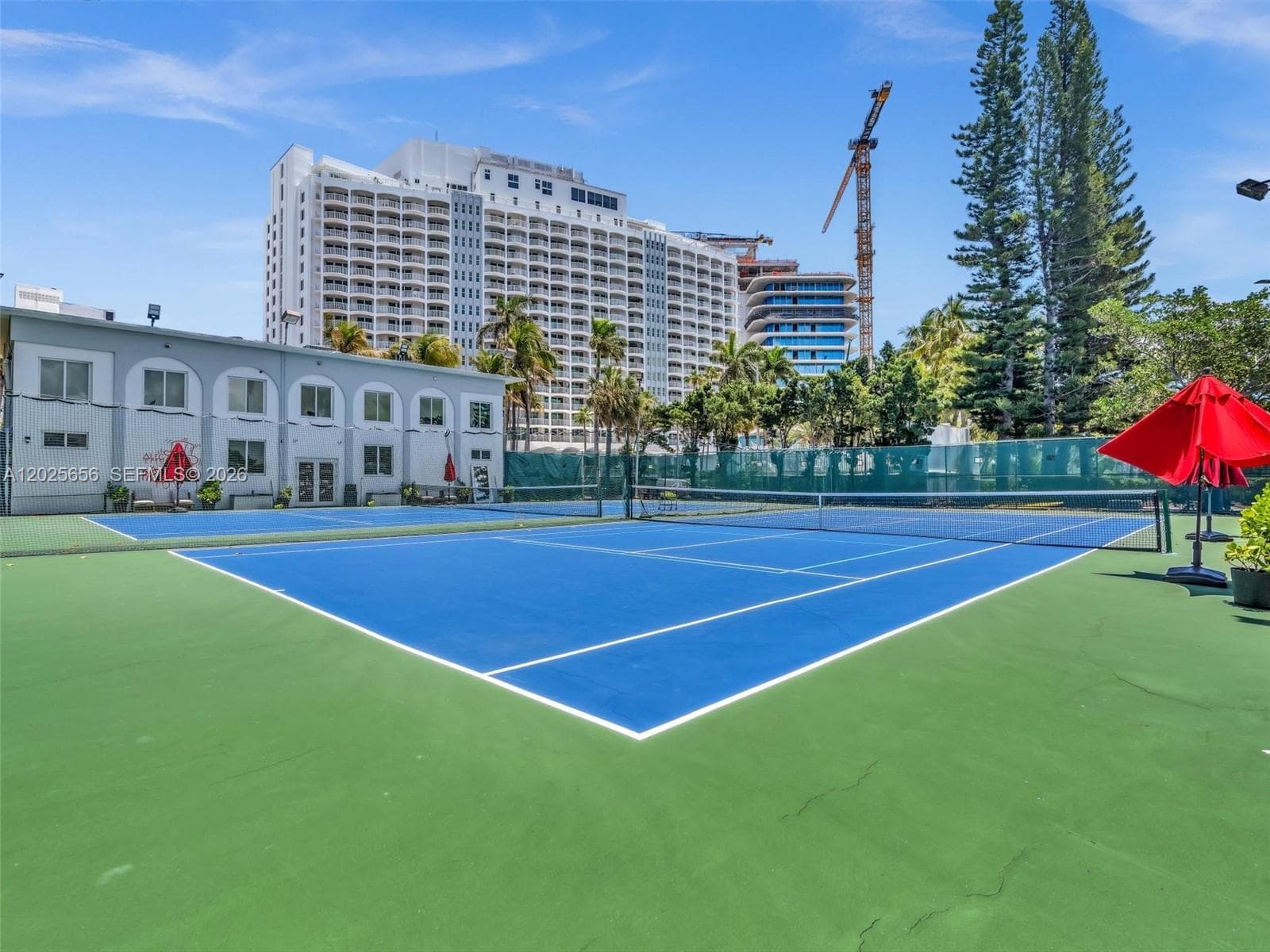 5401 Collins Ave # 107, Miami Beach FL 33140 — 27