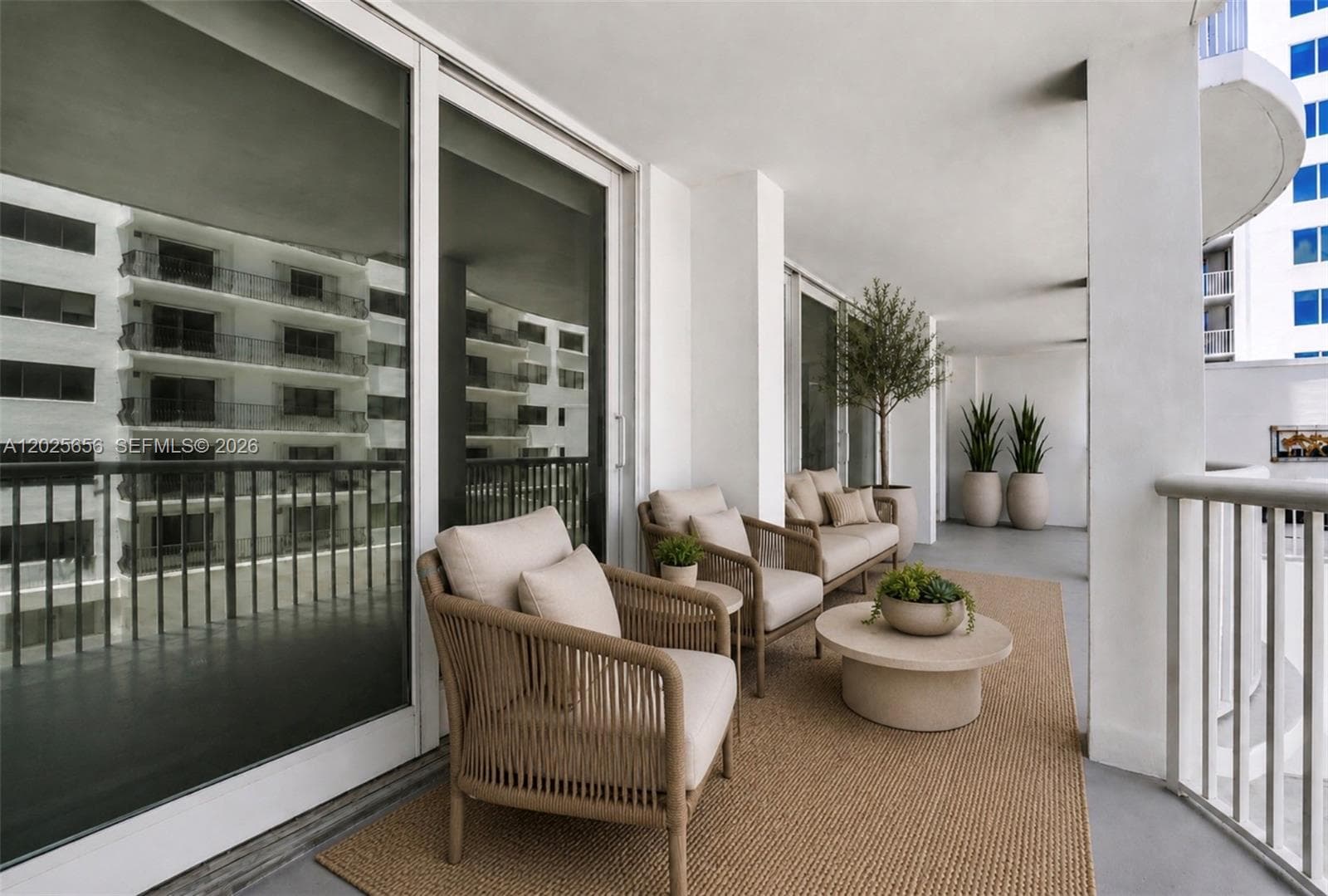 5401 Collins Ave # 107, Miami Beach FL 33140 — 2