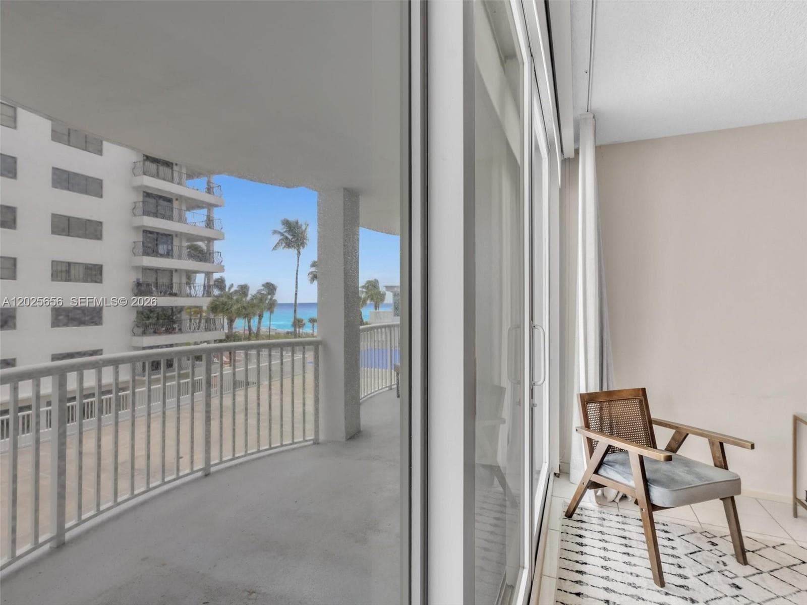 5401 Collins Ave # 107, Miami Beach FL 33140 — 9