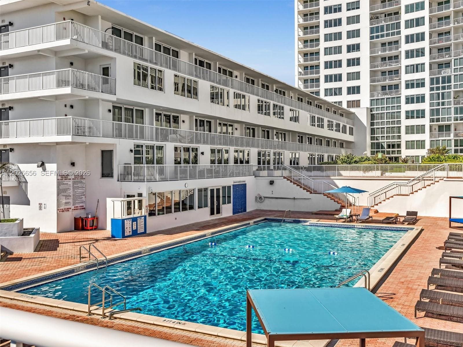 5401 Collins Ave # 107, Miami Beach FL 33140 — 29
