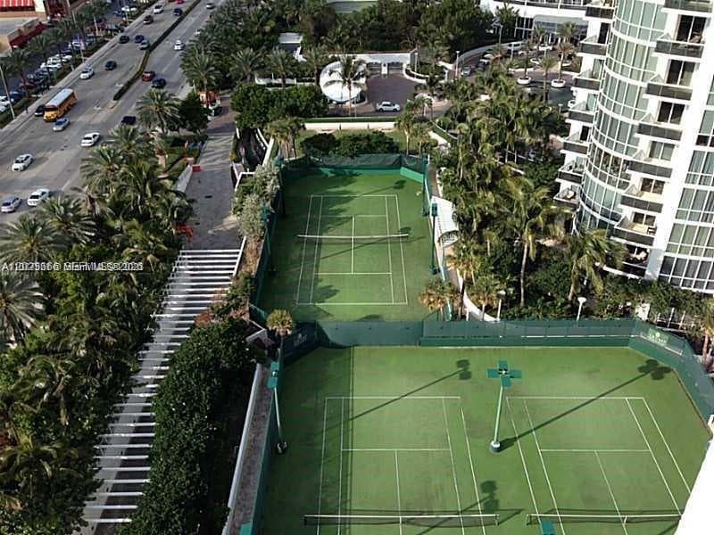 18001 Collins Ave # 2118, Sunny Isles Beach FL 33160 — 19