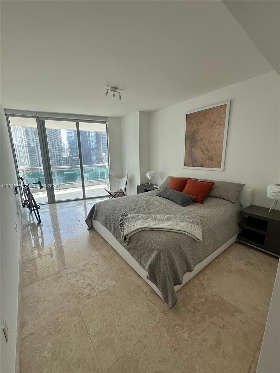350 S Miami Ave # 2302, Miami FL 33130 — 27