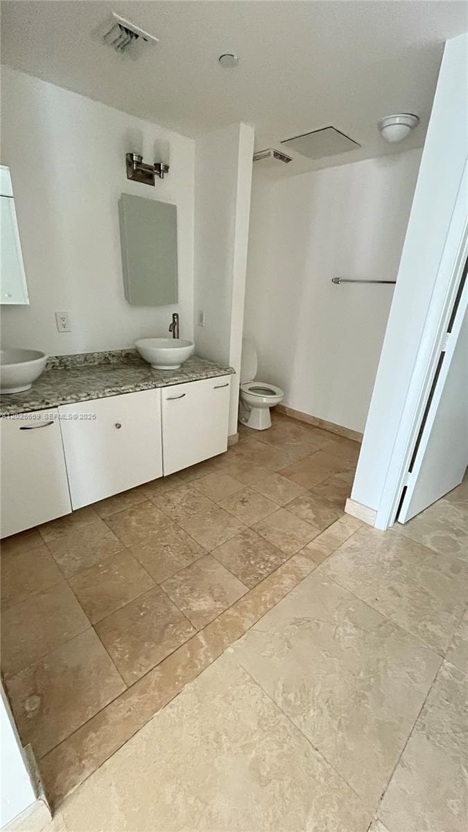 350 S Miami Ave # 2302, Miami FL 33130 — 2