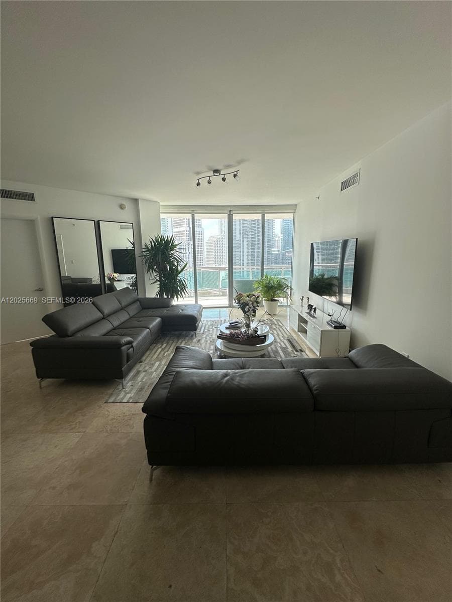 350 S Miami Ave # 2302, Miami FL 33130 — 26