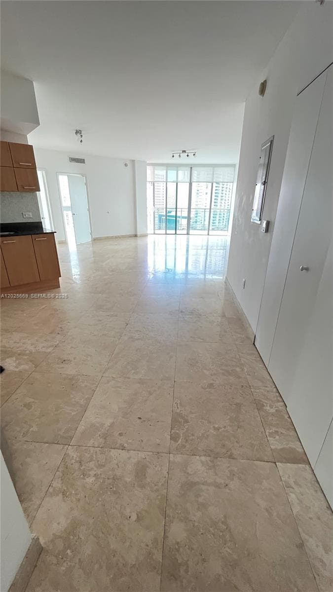 350 S Miami Ave # 2302, Miami FL 33130 — 9