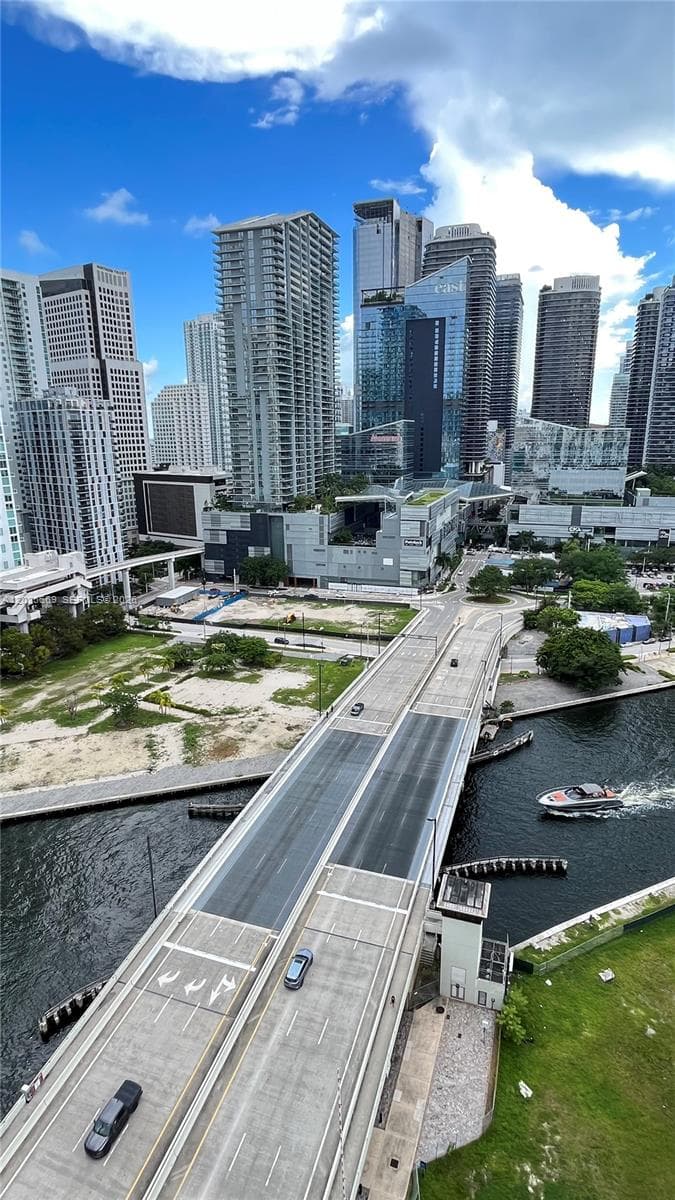 350 S Miami Ave # 2302, Miami FL 33130 — 18