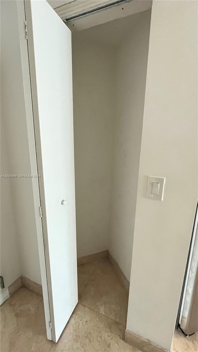 350 S Miami Ave # 2302, Miami FL 33130 — 11