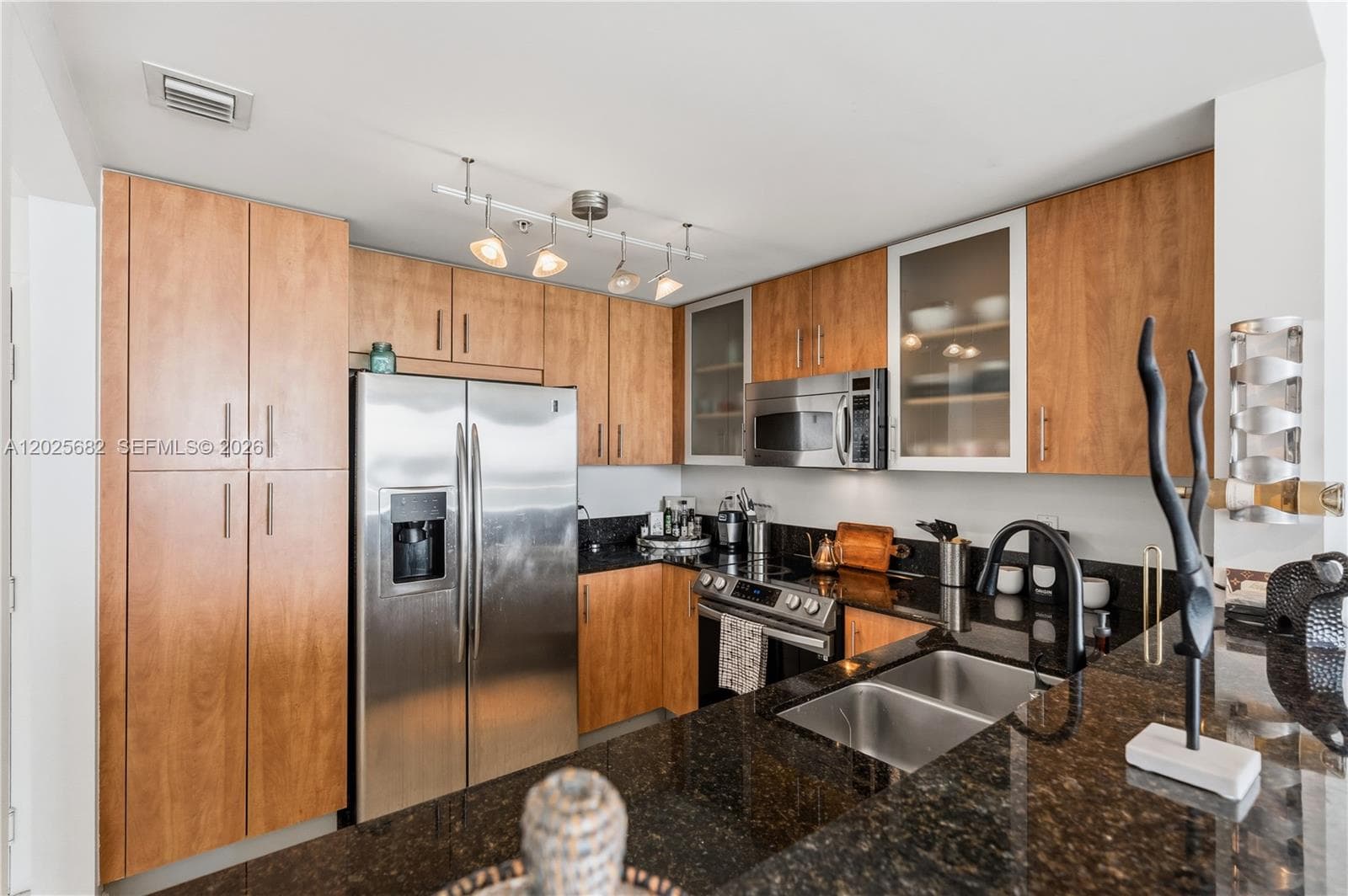 7910 Harbor Island Dr # 704, North Bay Village FL 33141 — 10
