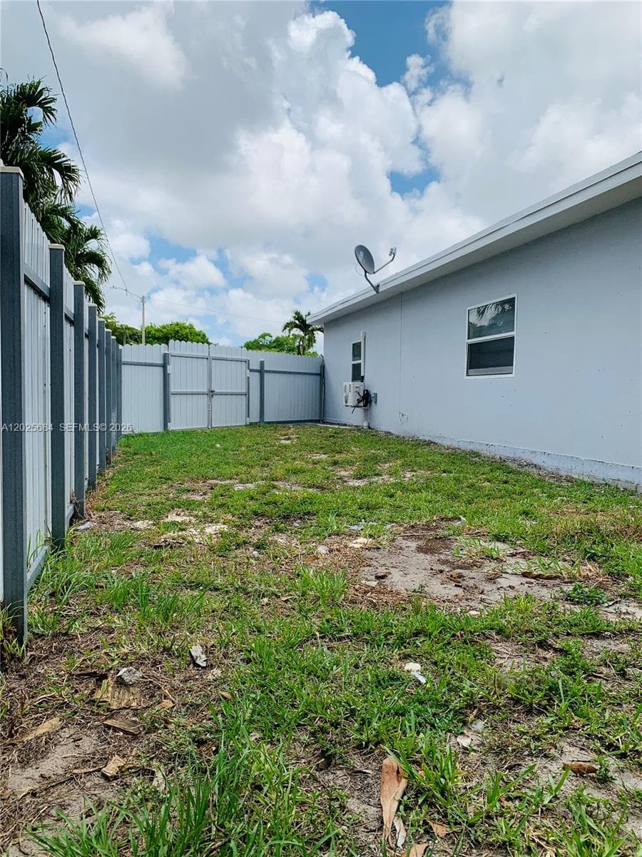 17010 NW 53rd Ave, Miami Gardens FL 33055 — 13