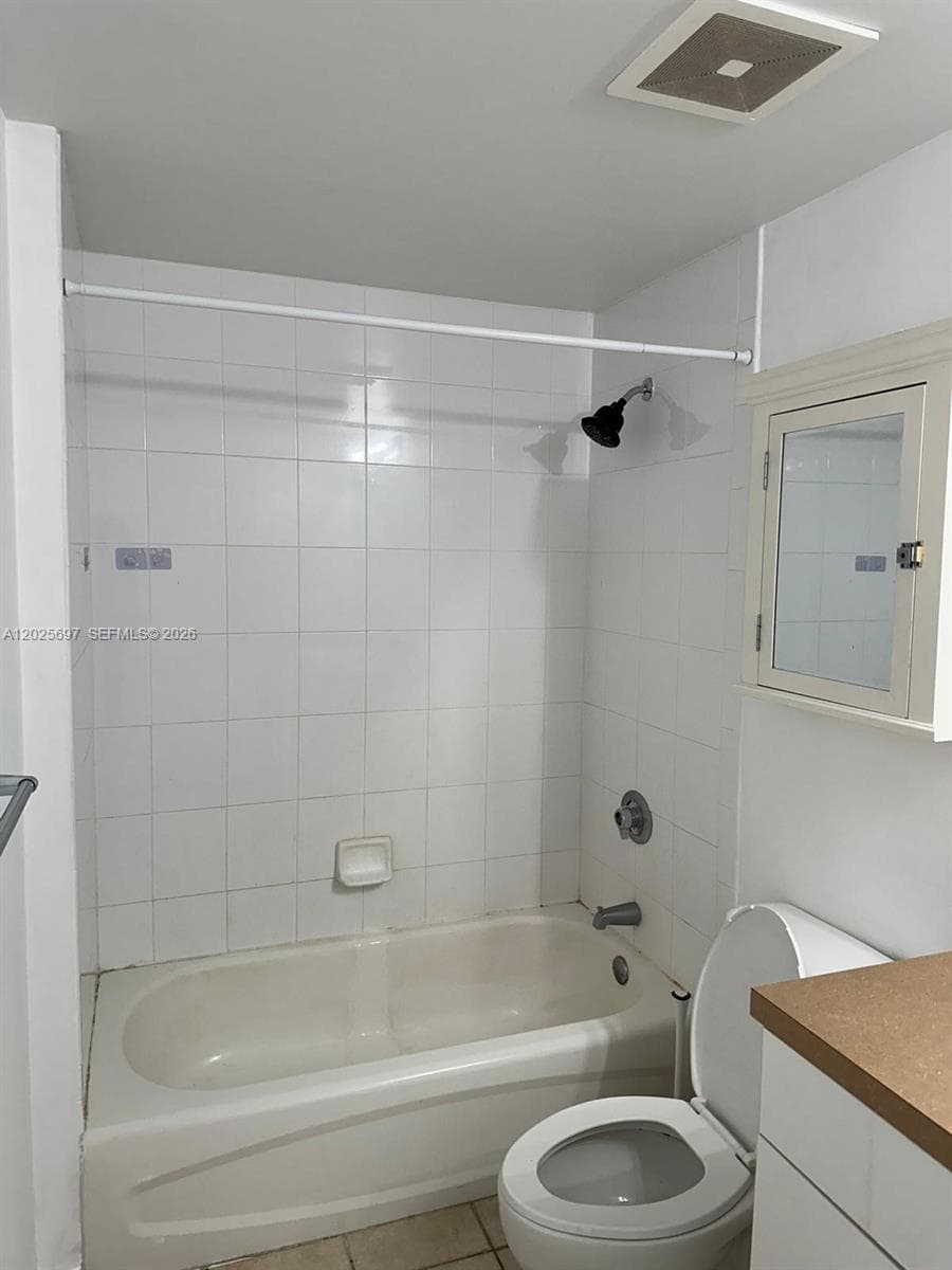 1250 S Miami Ave # 1303, Miami FL 33130 — 22