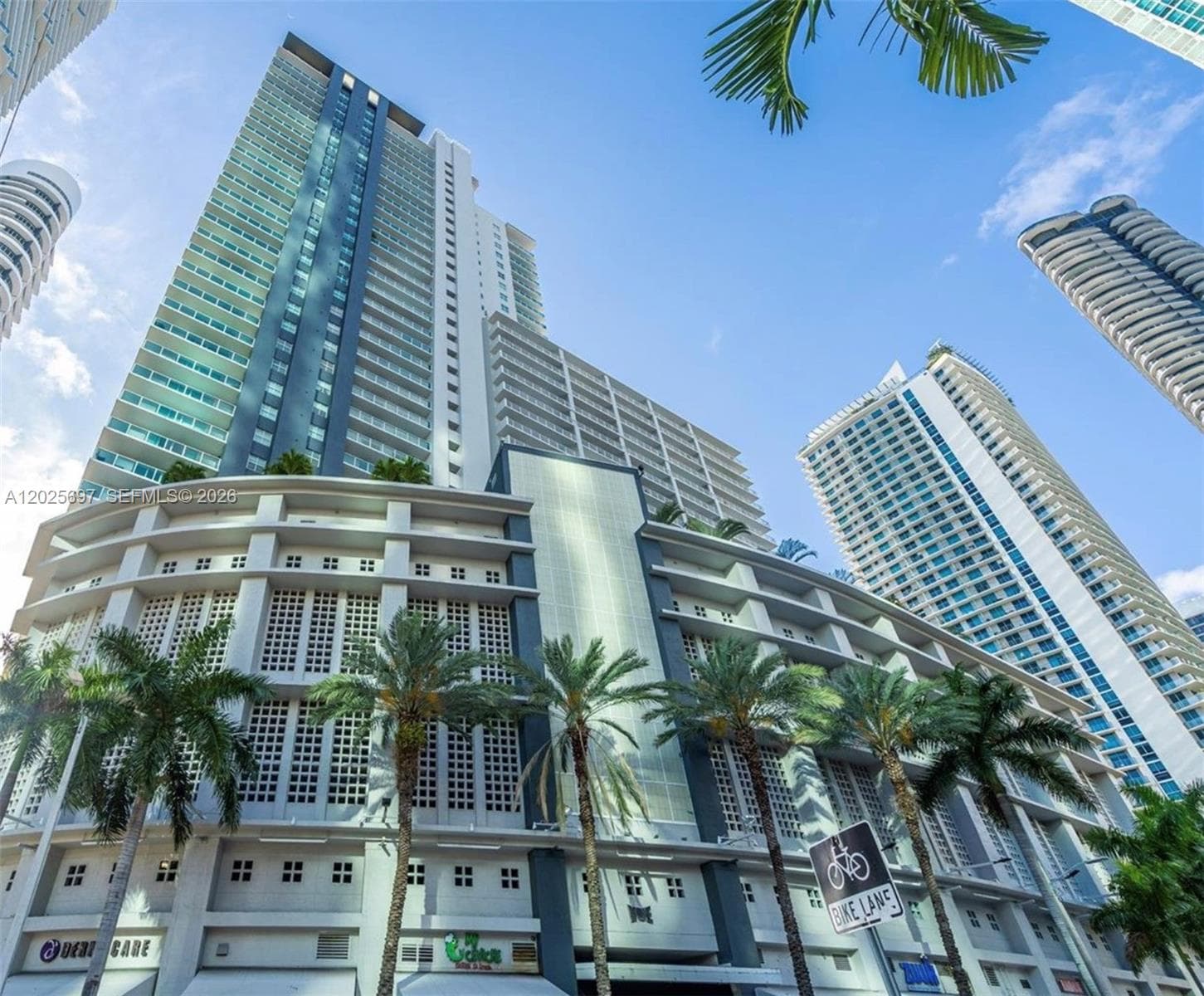 1250 S Miami Ave # 1303, Miami FL 33130 — 1