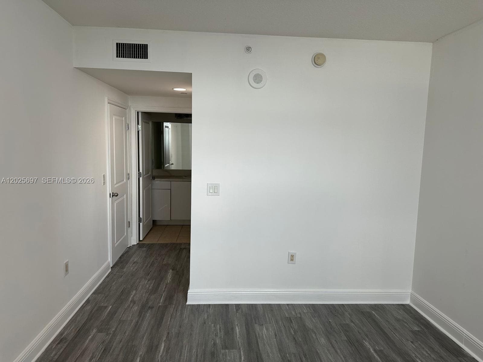 1250 S Miami Ave # 1303, Miami FL 33130 — 20