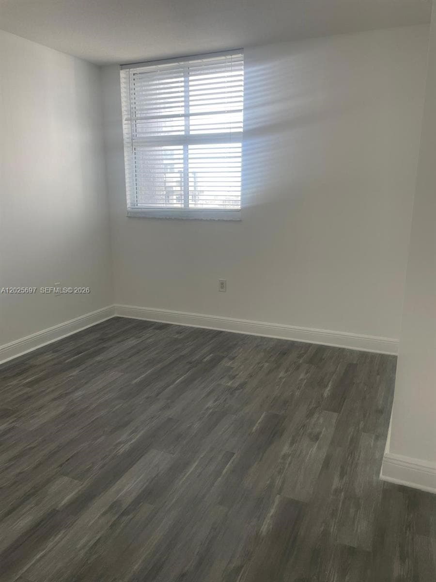 1250 S Miami Ave # 1303, Miami FL 33130 — 9