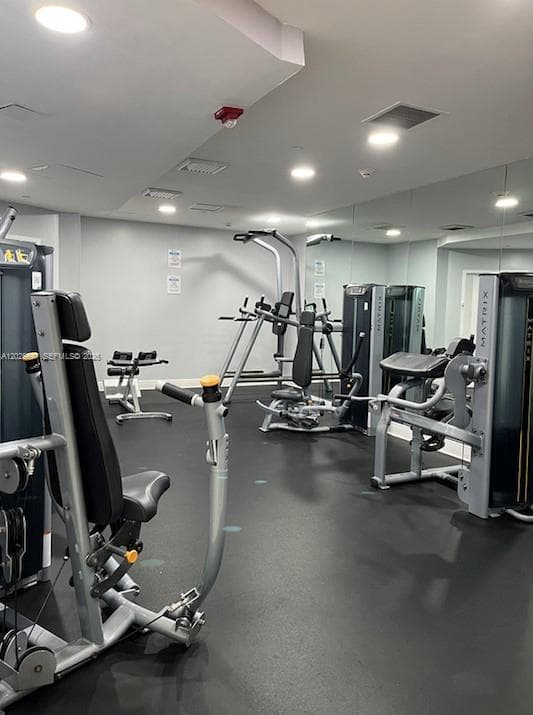 1250 S Miami Ave # 1303, Miami FL 33130 — 34