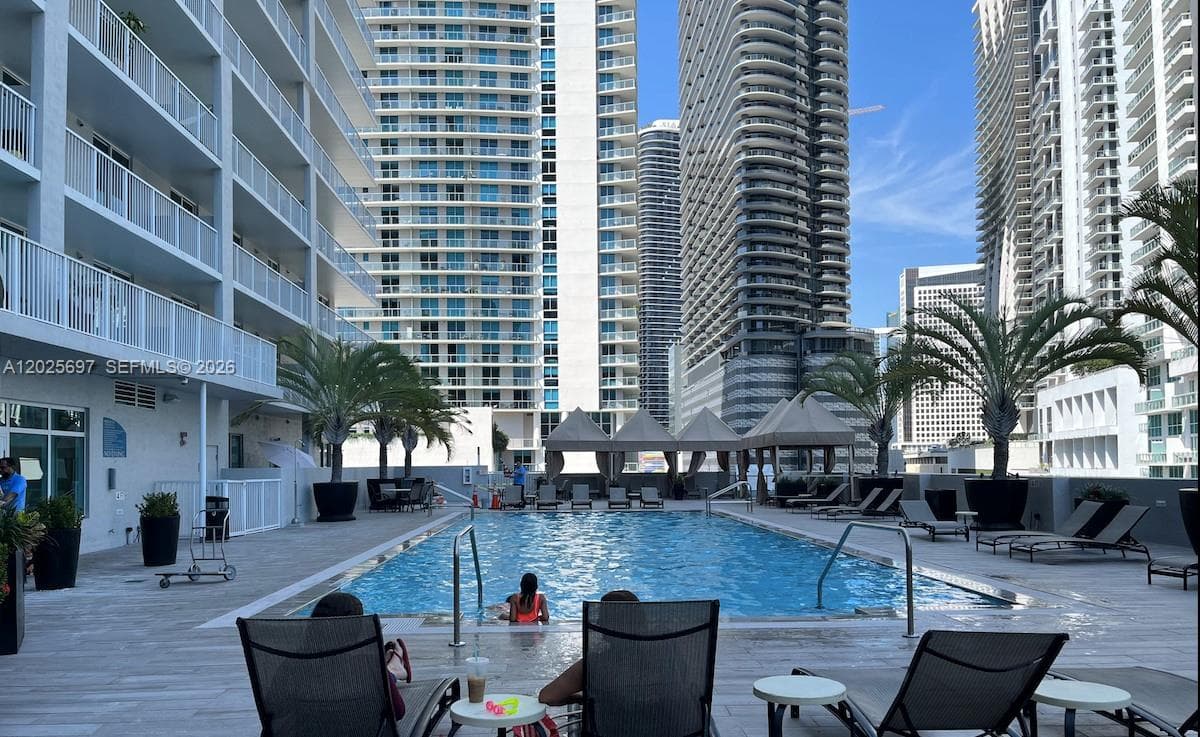 1250 S Miami Ave # 1303, Miami FL 33130 — 31