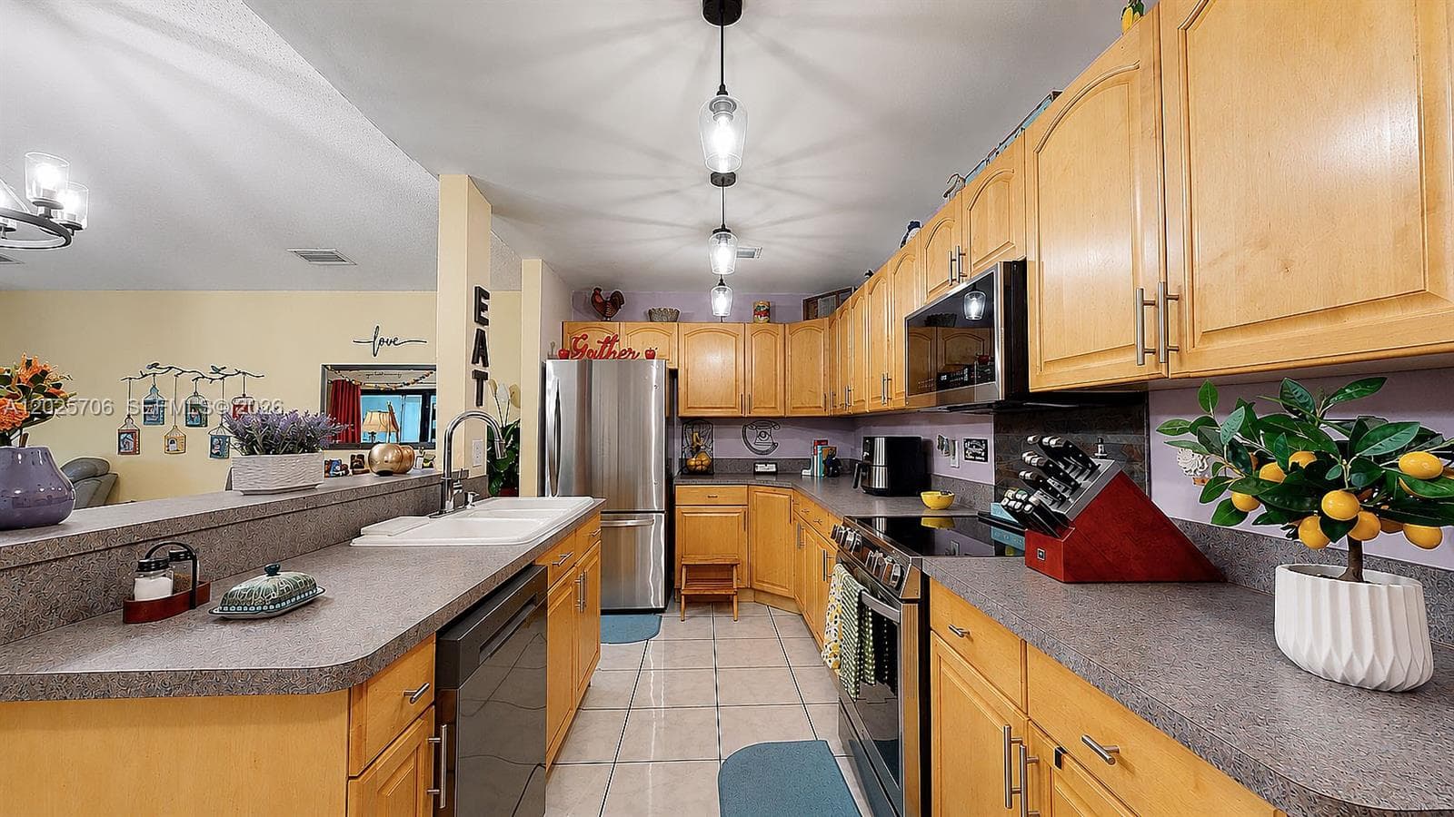 1633 Greer Ave, Homestead FL 33035 — 12
