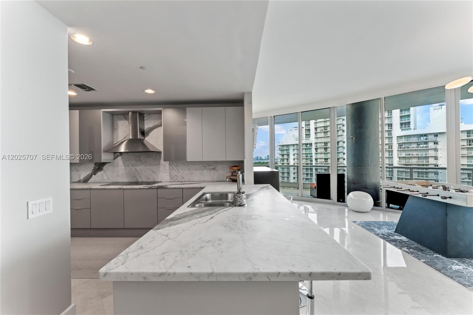 5959 Collins Ave # 1201, Miami Beach FL 33140 — 10