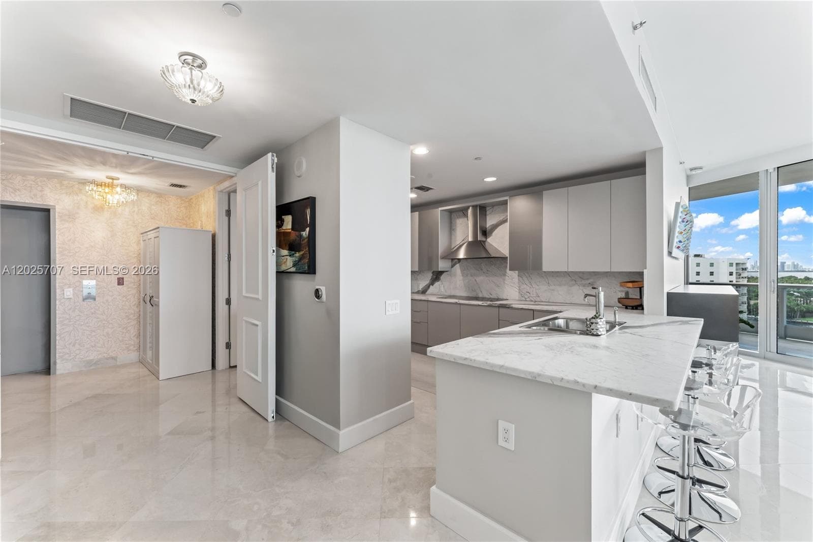 5959 Collins Ave # 1201, Miami Beach FL 33140 — 18
