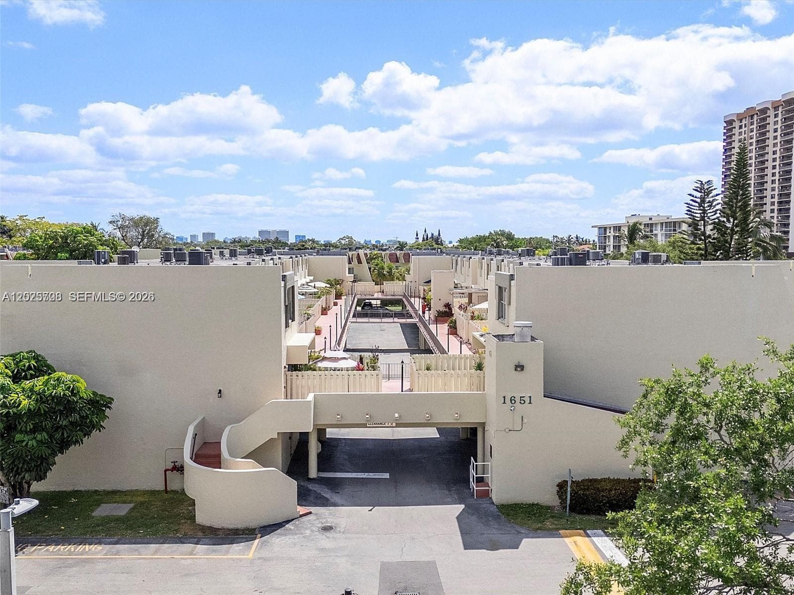 1651 NE 115th St # 21C, Miami FL 33181 — 17