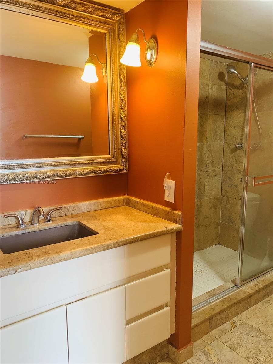 1651 NE 115th St # 21C, Miami FL 33181 — 15