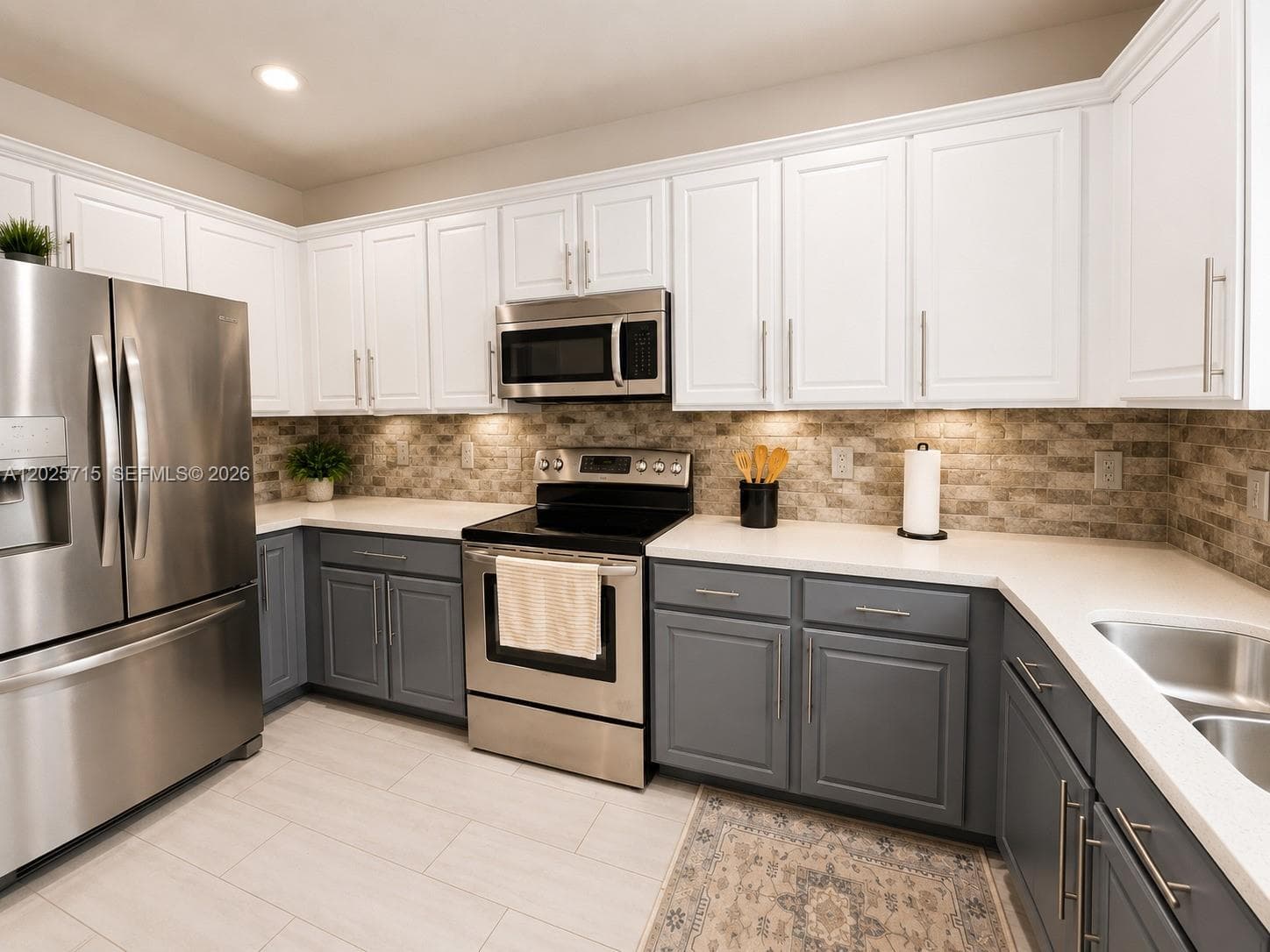 3054 NW 103rd Path, Doral FL 33172 — 14