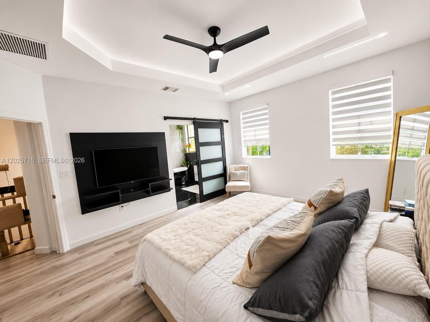 3054 NW 103rd Path, Doral FL 33172 — 18