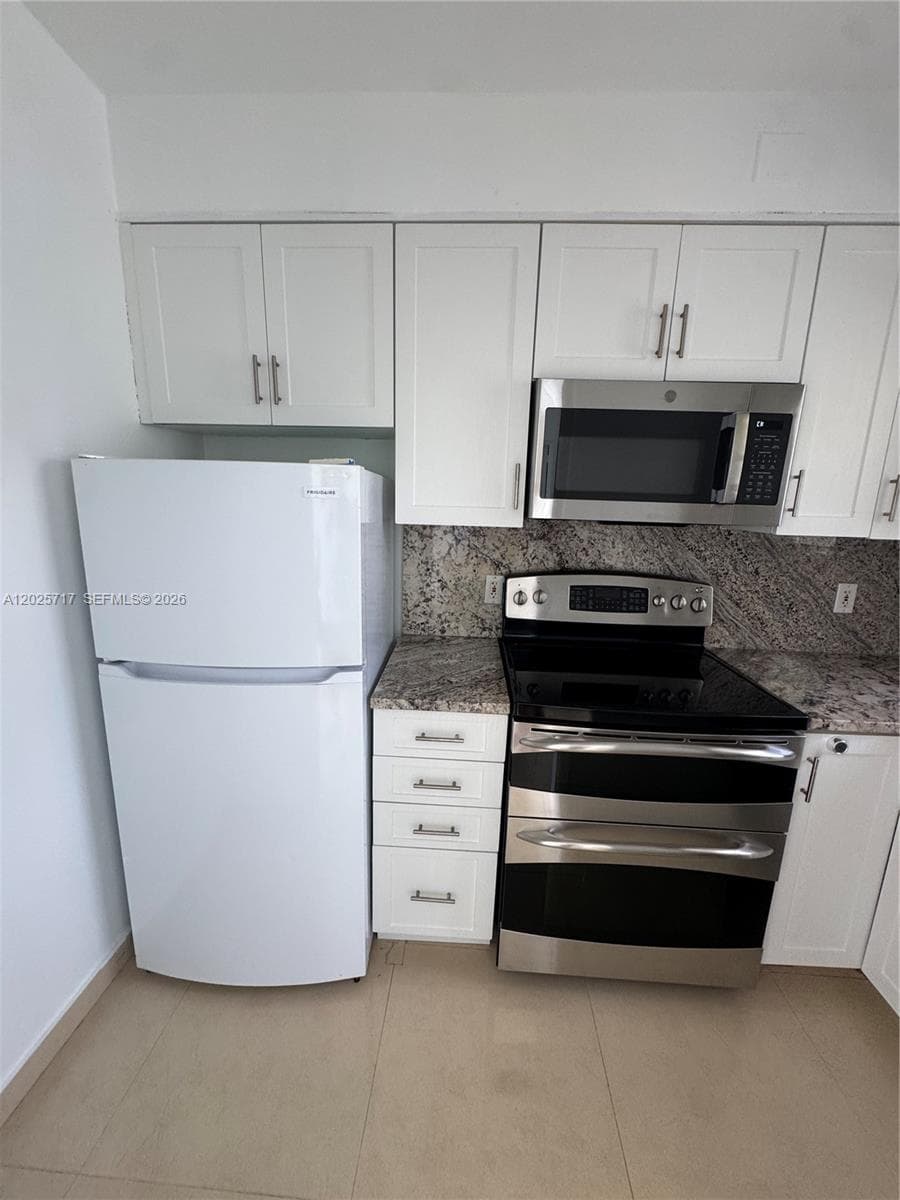 10281 E Bay Harbor Dr # B3, Bay Harbor Islands FL 33154 — 6