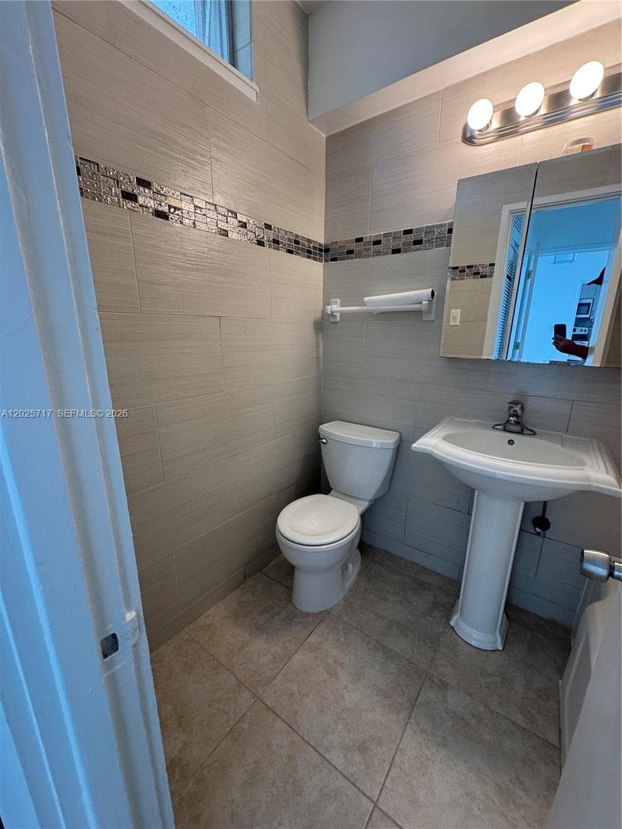 10281 E Bay Harbor Dr # B3, Bay Harbor Islands FL 33154 — 12