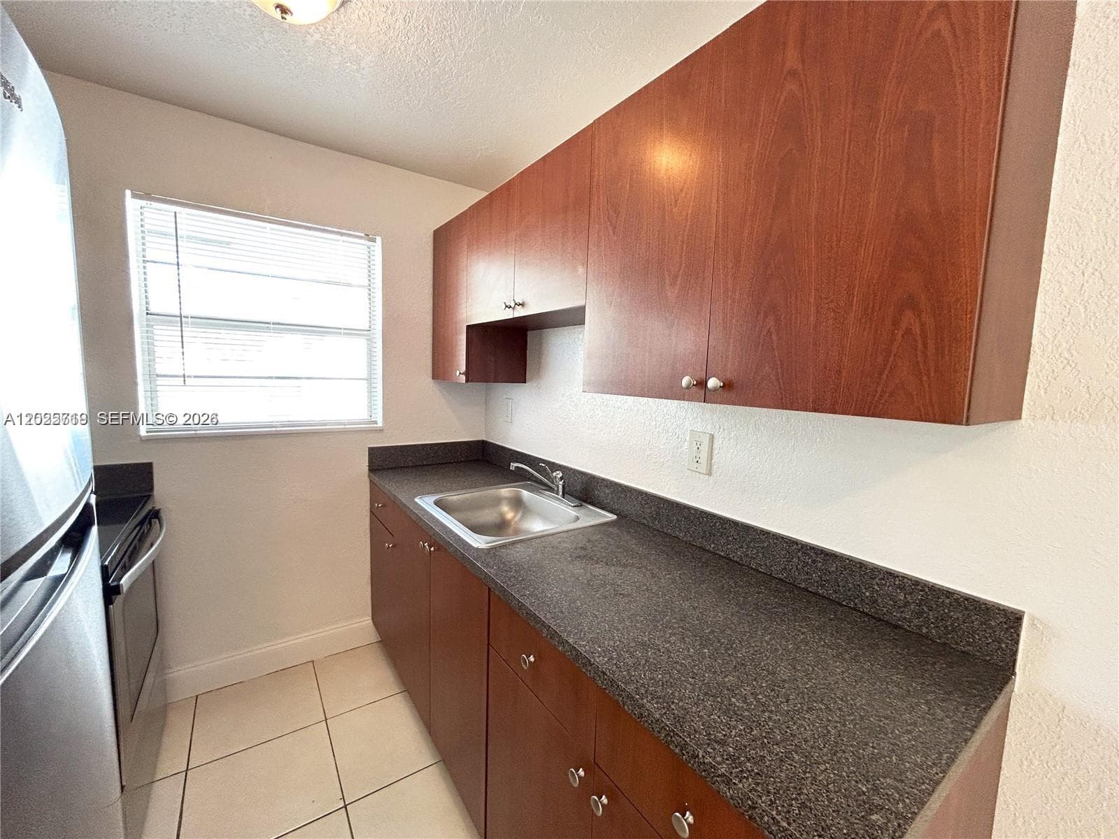 2070 NE 162ND ST # 4, North Miami Beach FL 33162 — 4