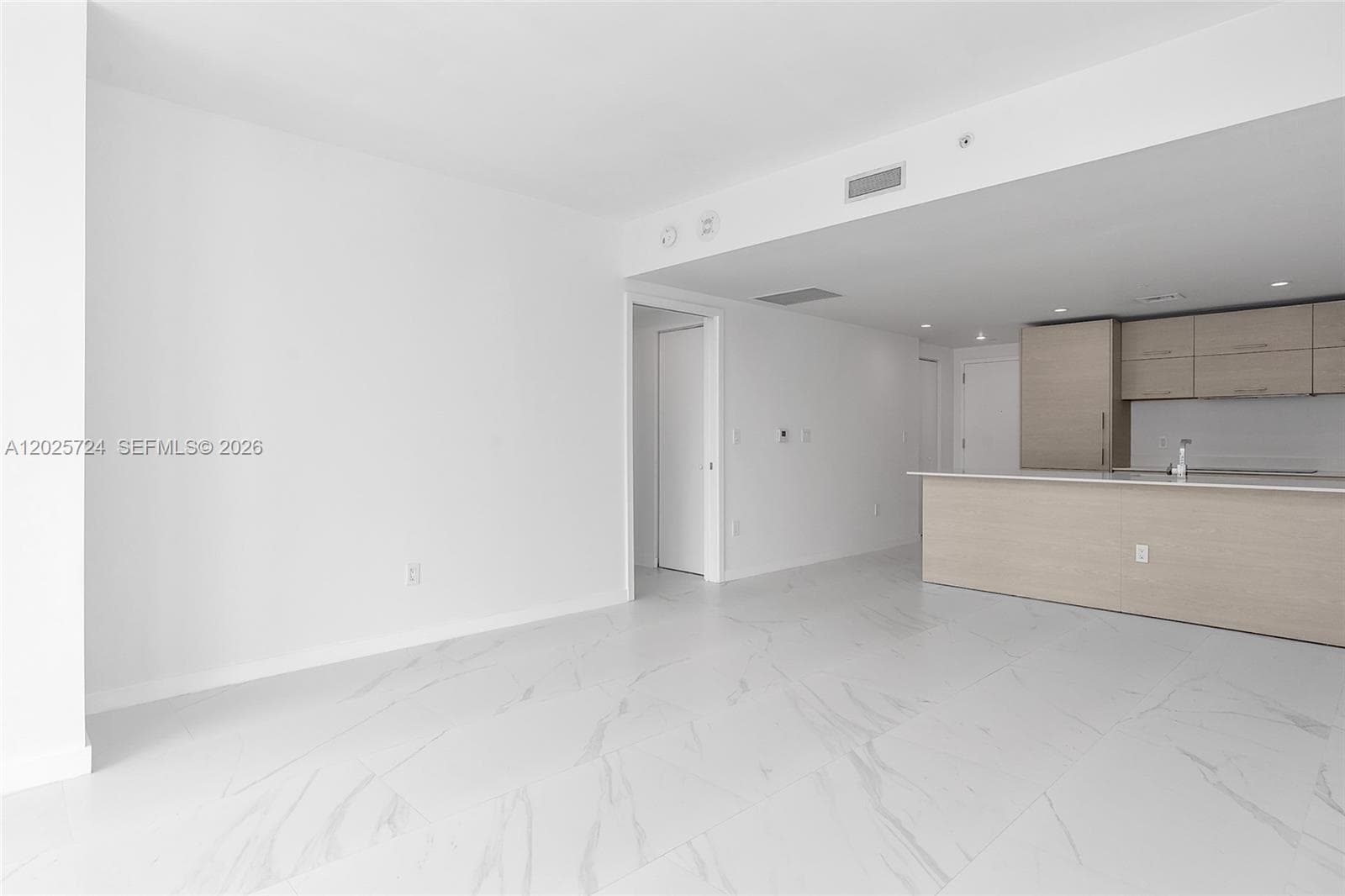 1300 S Miami Ave # 3211, Miami FL 33130 — 27