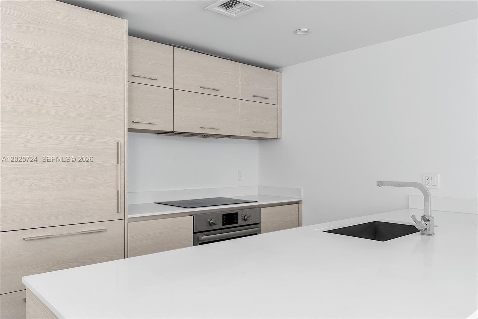 1300 S Miami Ave # 3211, Miami FL 33130 — 13