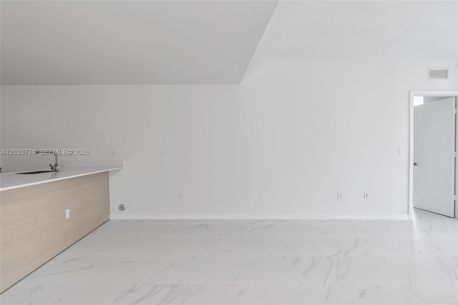 1300 S Miami Ave # 3211, Miami FL 33130 — 16