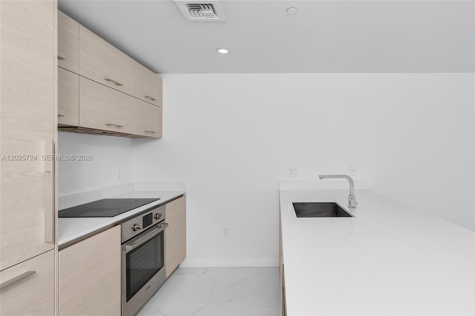 1300 S Miami Ave # 3211, Miami FL 33130 — 10