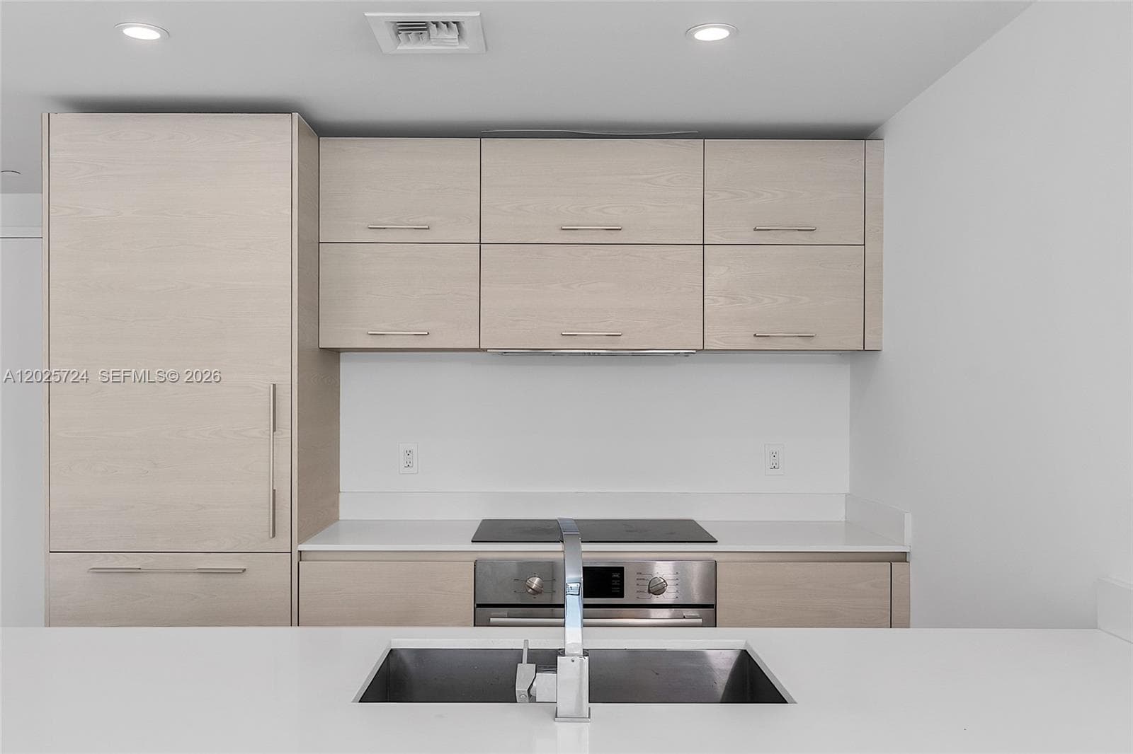 1300 S Miami Ave # 3211, Miami FL 33130 — 14