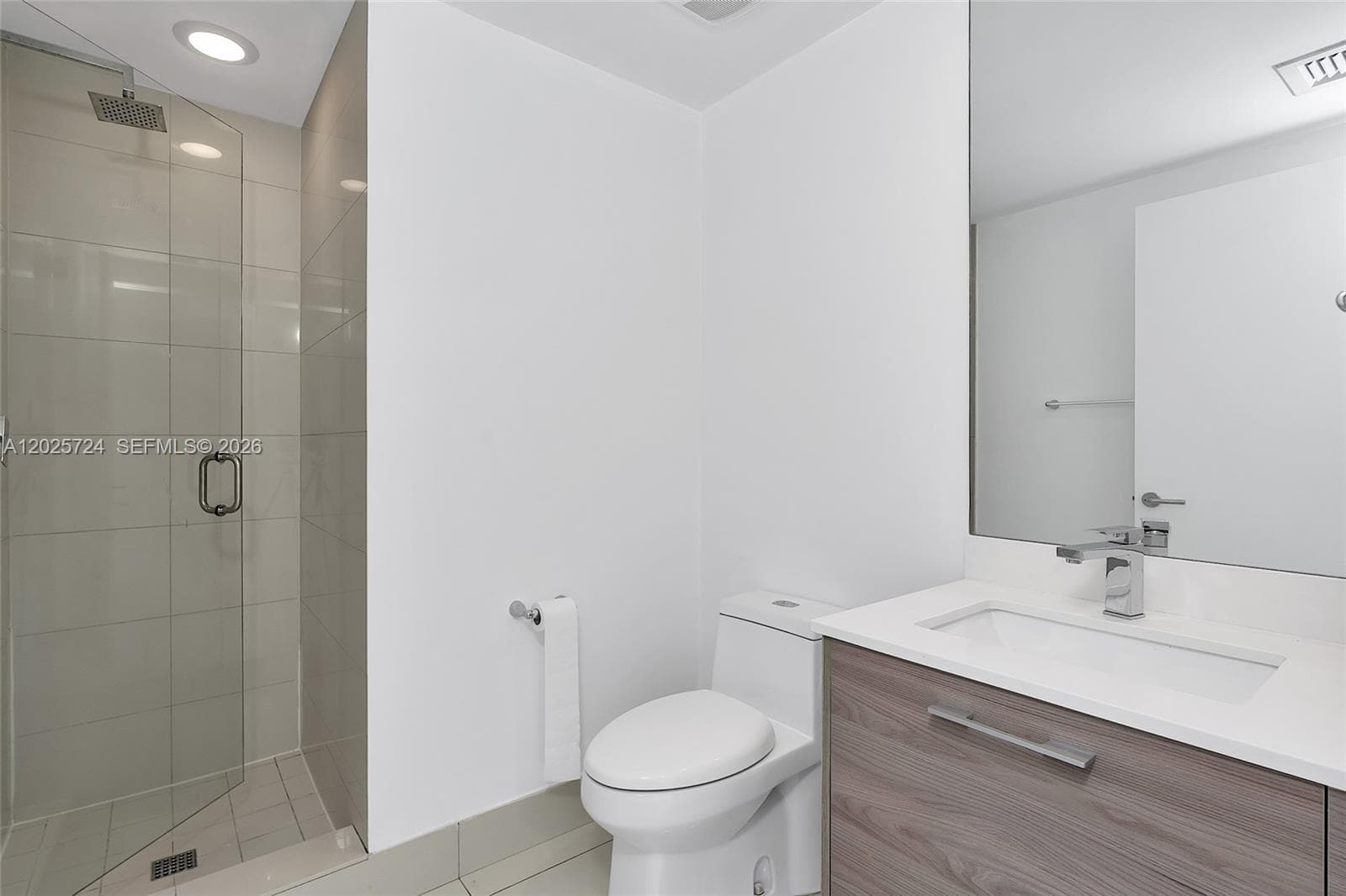 1300 S Miami Ave # 3211, Miami FL 33130 — 39