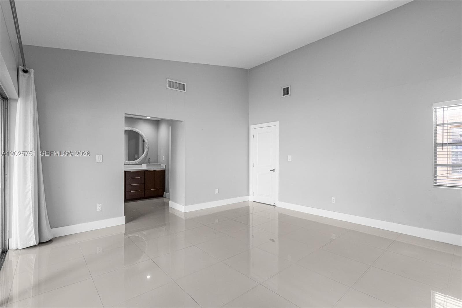 14357 Kendale Lakes Cir, Miami FL 33183 — 43